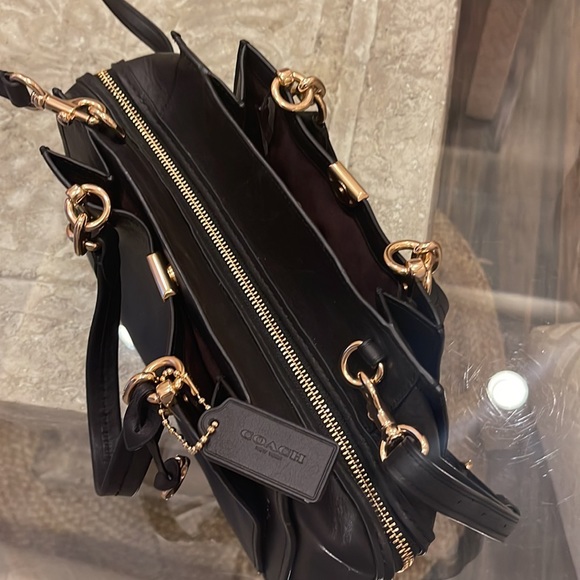 Coach Dreamer cross body bag,  black and gold - Picture 5 of 6